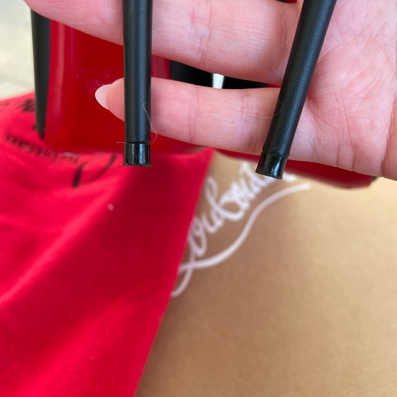 Louboutin Lock So Kate Bootie 100mm - Picture 5 of 16